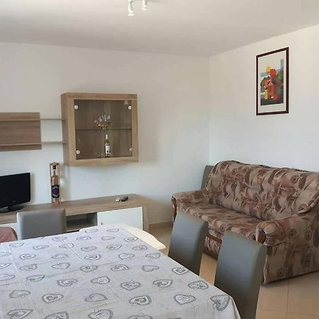 Appartamento Apartman Jercic Dugi Rat Esterno foto
